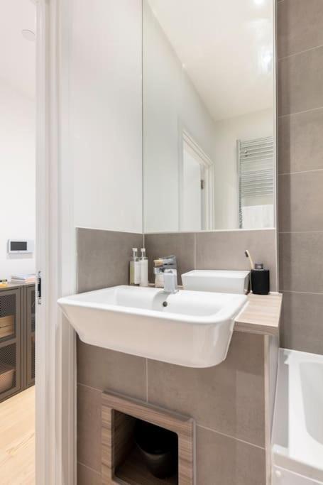 Apartamento Cozy Flat In Hip East Londres Exterior foto
